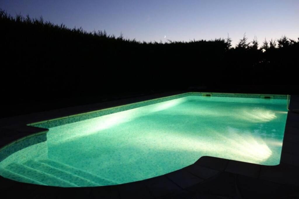 רוקברון-סור-ארז'נס Villa De Charme, 8 Pers, Climatisee, Piscine Chauffee, Calme Garanti מראה חיצוני תמונה